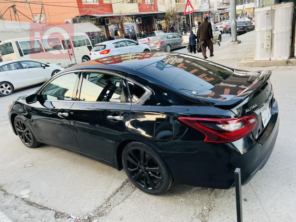 Nissan Altima